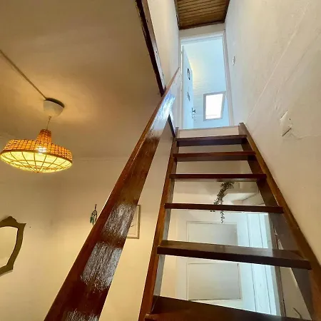 3 5 Minutes Away Meter Station * Lisbona